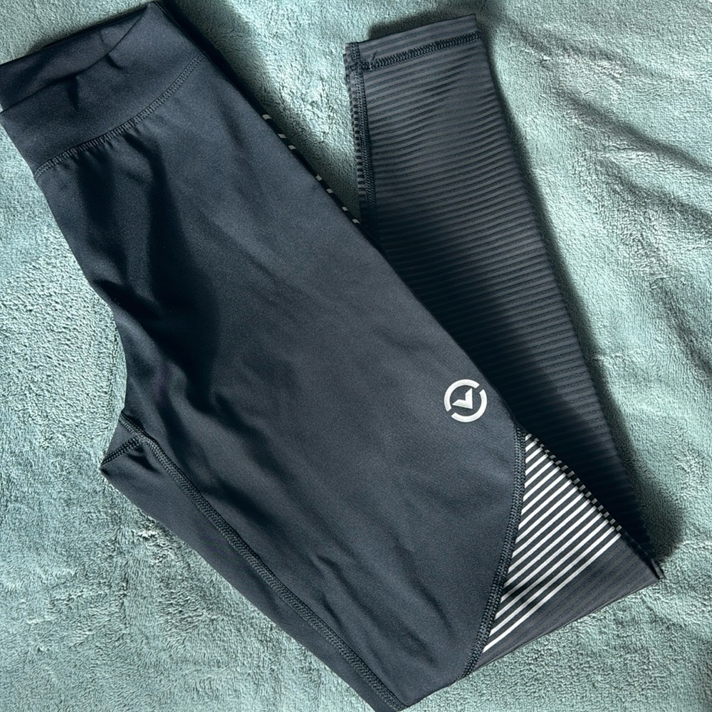 Virus Leggings